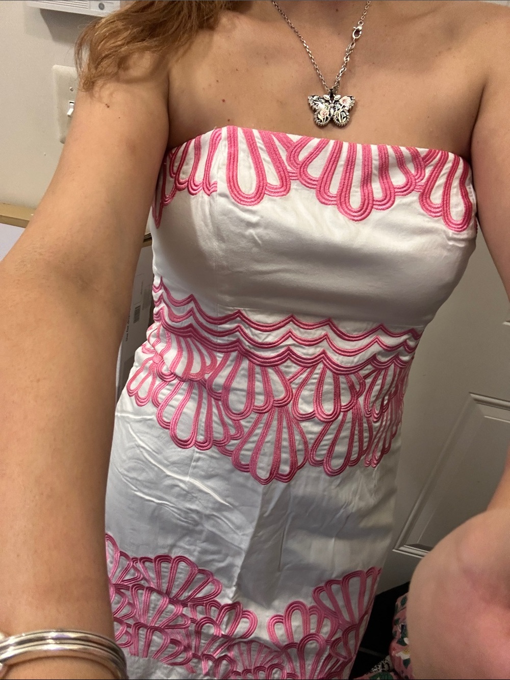 Lilly Pulitzer white and pink dress with Medusa cute embroidery